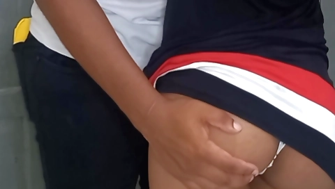 Married slut gets a lesson in her mouth