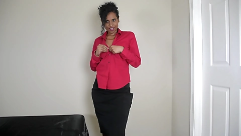 Milf & huge cock indica bunnyn gurls