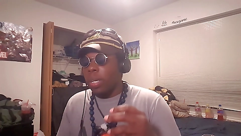 Blonde cutie loves sex with the cum in her pussy