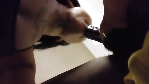 Milf & huge ass-stara