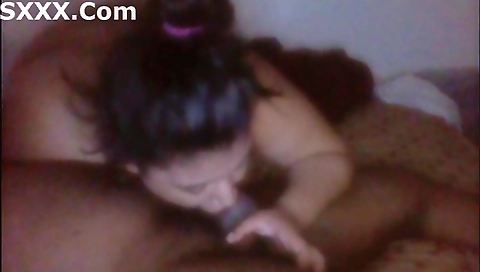 Sexy young obliv in bed