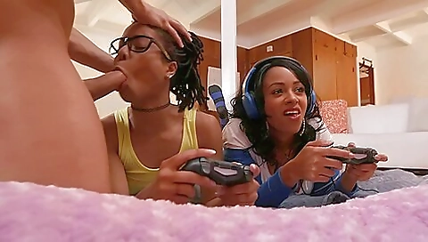Appetizing Gamer Girls Jaw-dropping Sex Clip